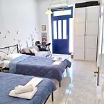 Apartment Bright Near Beach, Kyparissia