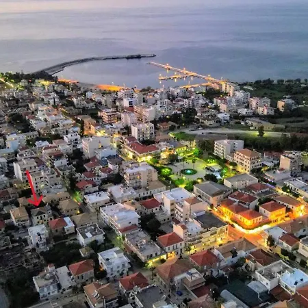 Apartment Bright Near Beach,