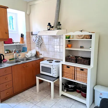 Appartamento Bright Near Beach, Kyparissia