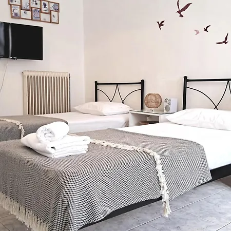 Bright Near Beach, Apartment *