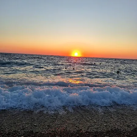 Bright Near Beach, Daire *