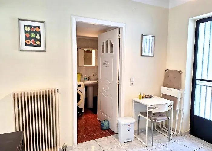 Daire Bright Near Beach, *